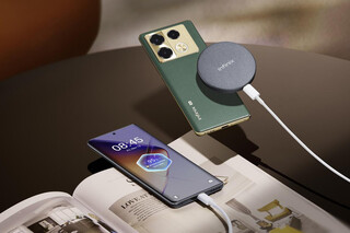 Бюджетные смартфоны с беспроводной и магнитной зарядкой представила Infinix
