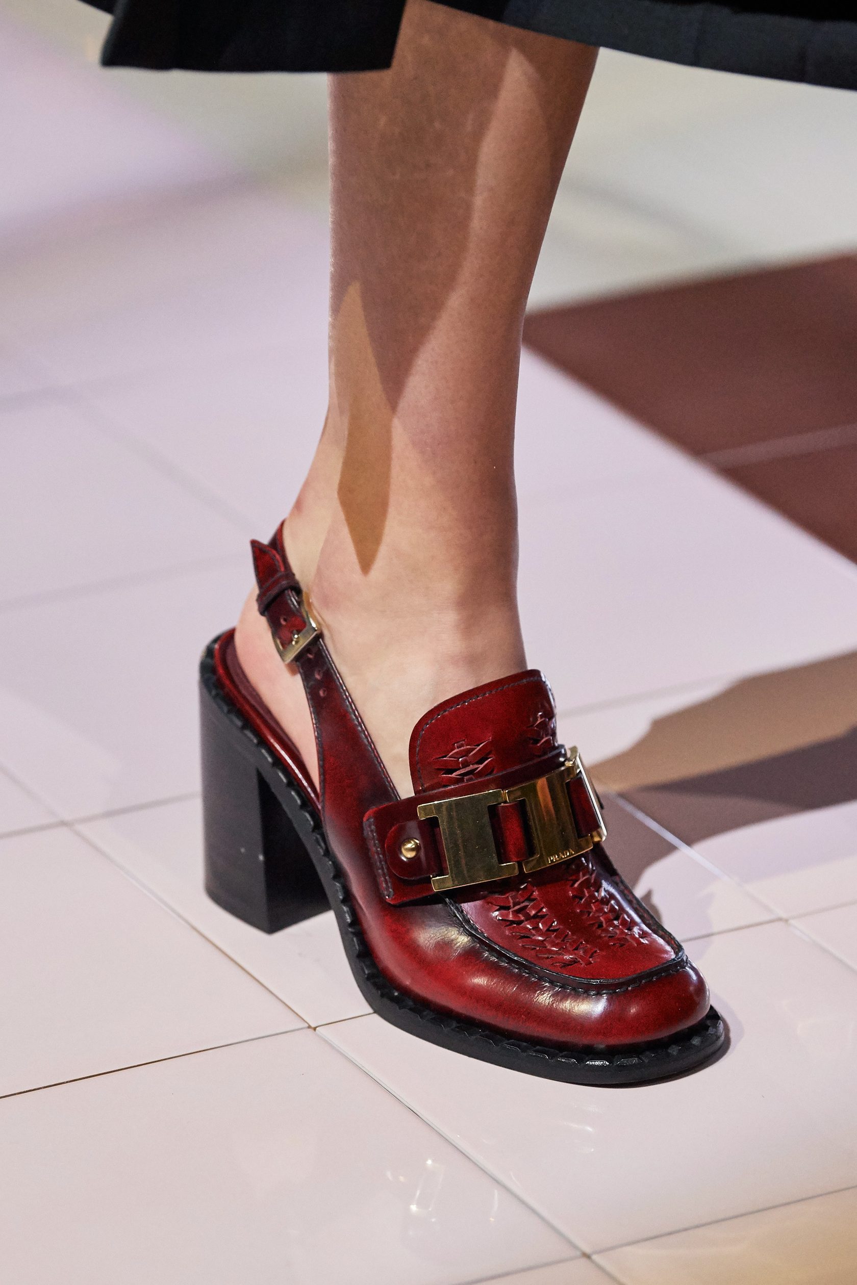 Лоферы Prada 2020