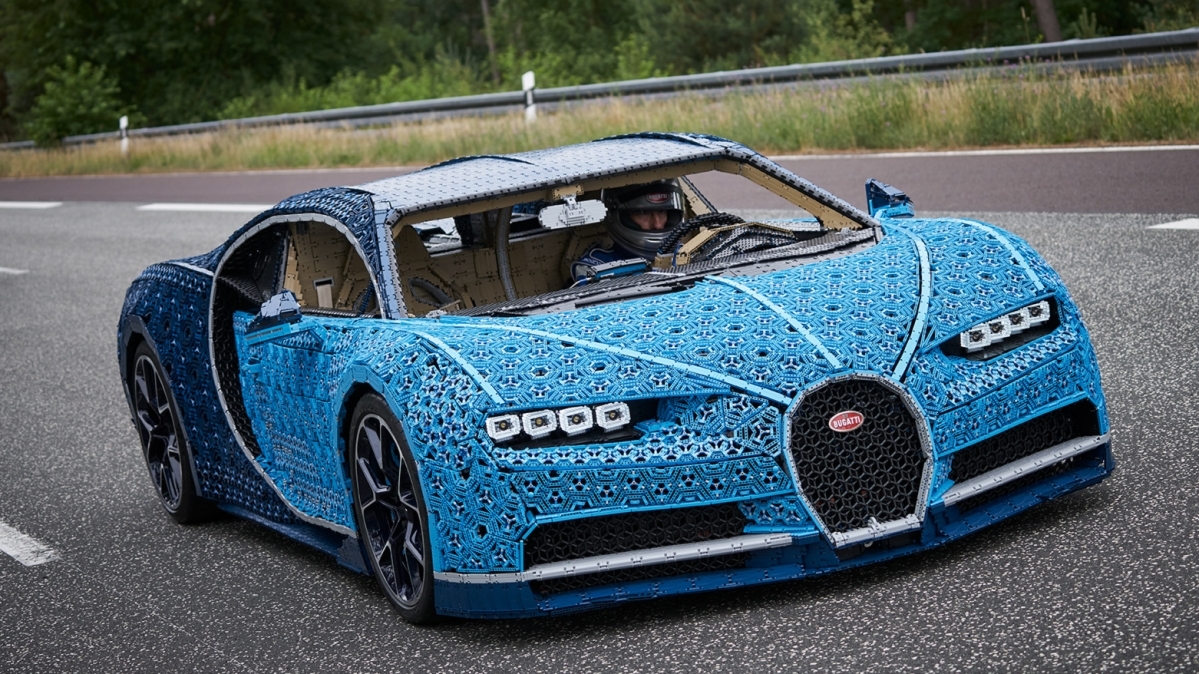 Lego построили полноразмерную модель Bugatti Chiron. Она ездит — Афиша  Ташкента