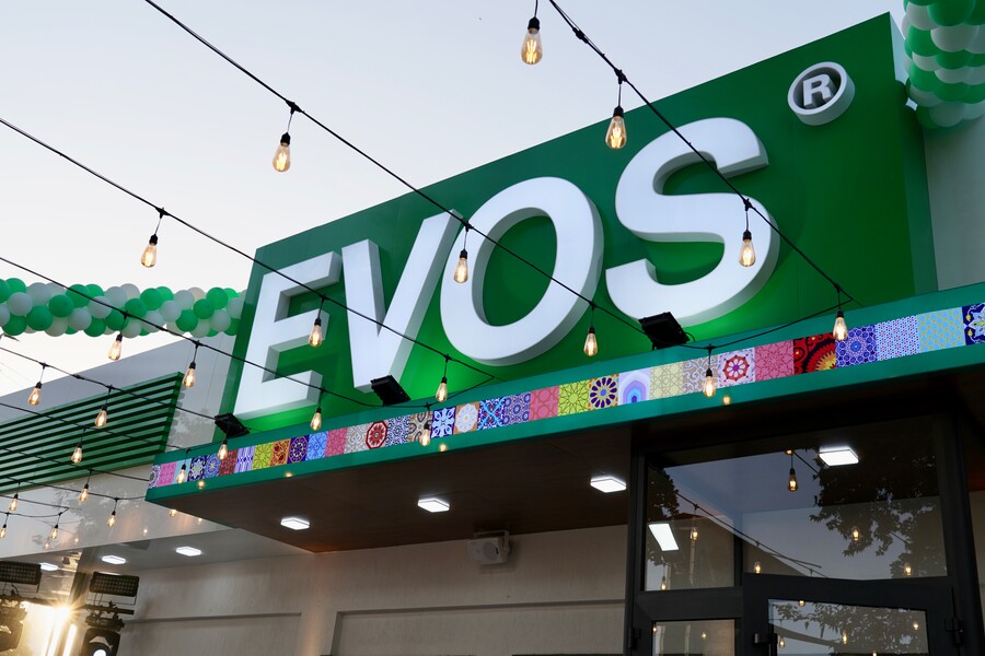 Новый филиал EVOS торжественно открыл двери для посетителей в Кибрае