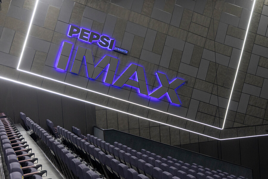 Eksklyuziv video: Toshkentdagi birinchi IMAX kinoteatriga sayohat 