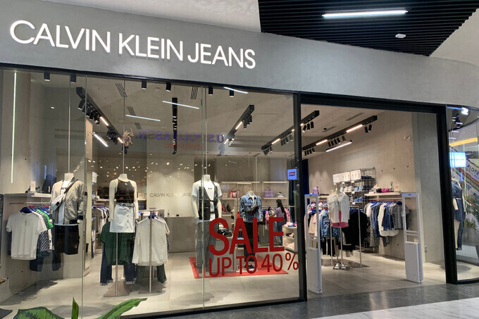 Скидки в Calvin Klein Jeans