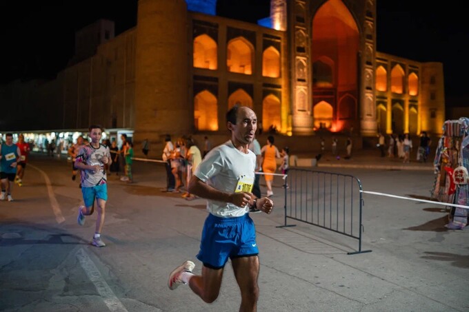 "Tarixiy" yugurish musobaqasi – "Bukhara Night Race" qanday oʻtgani haqida bir ogʻiz