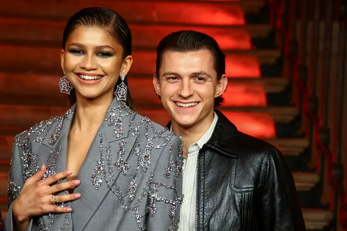 Tom Holland va Zendaya unashtirildi